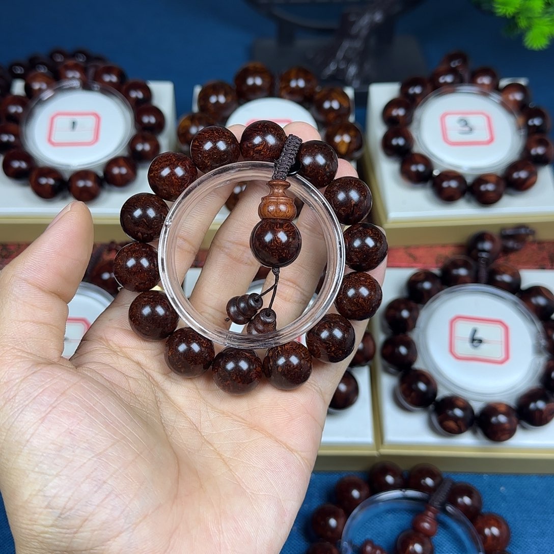 奋***哥花梨木类黄花梨1.6