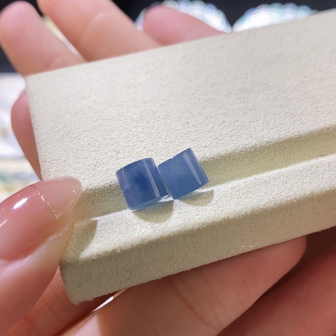 未镶嵌挂件翡翠蓝色卡6.5左右