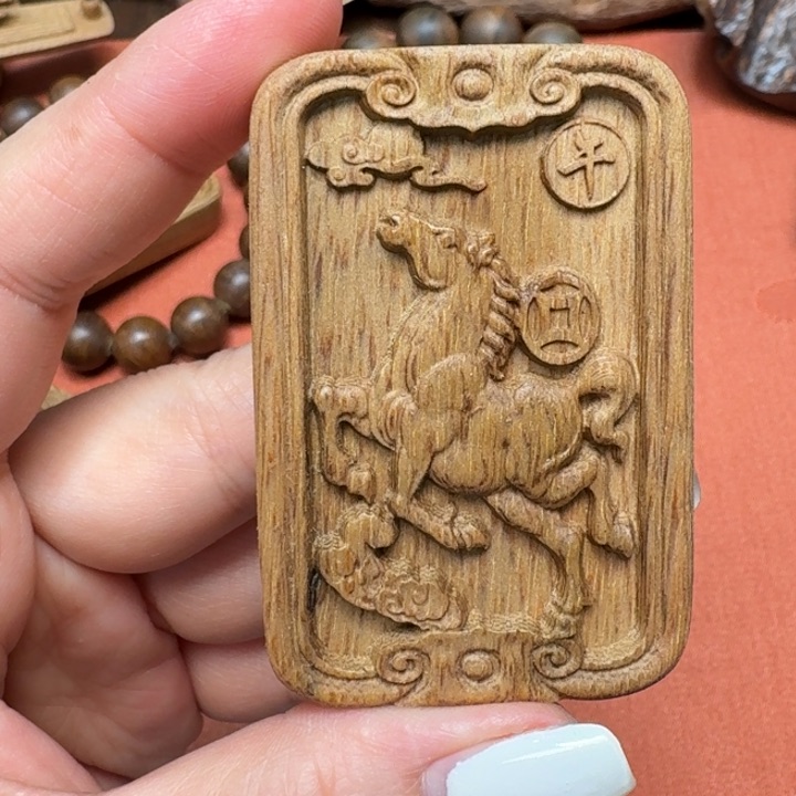大叶紫檀（黑酸枝木类）