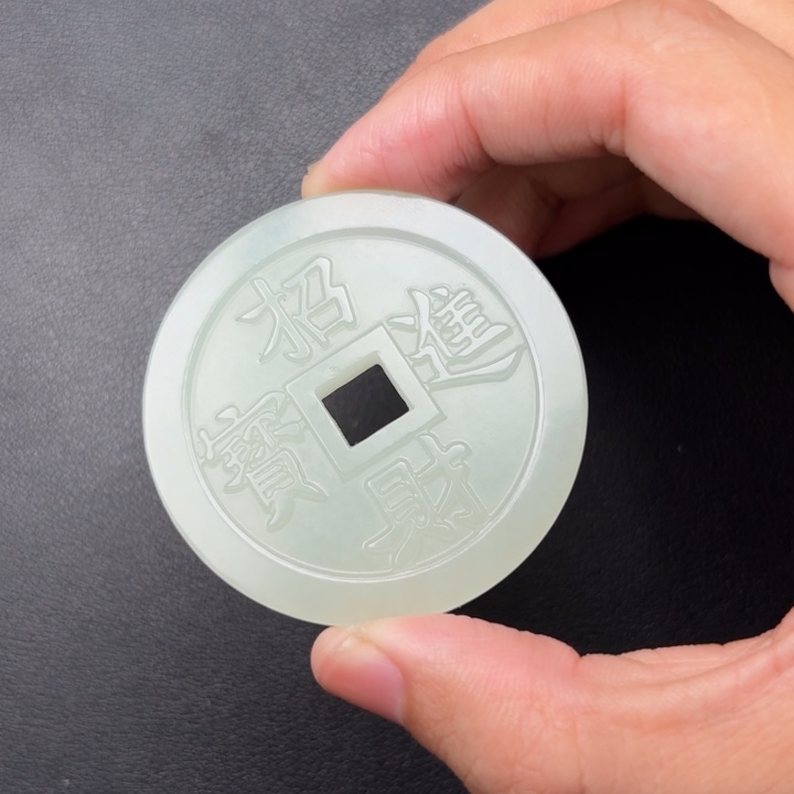 西***扇和田玉未镶嵌颈饰