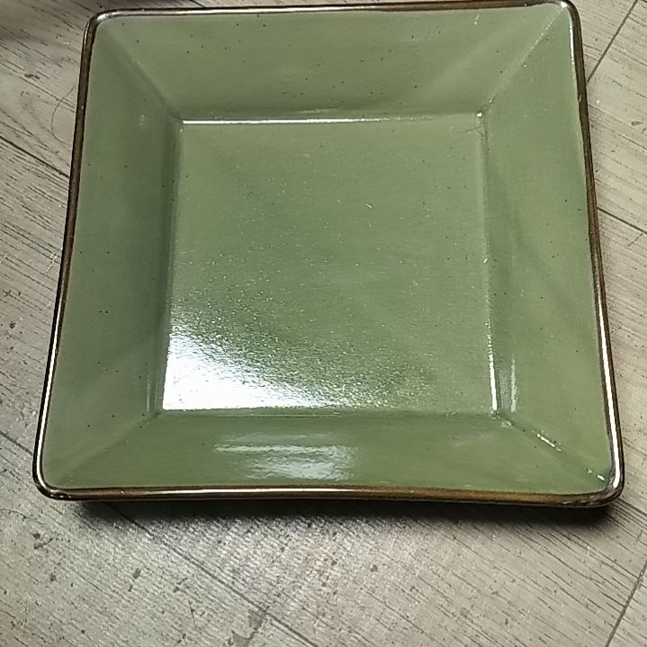 盘瓷片陶瓷杯盘壶碗都有