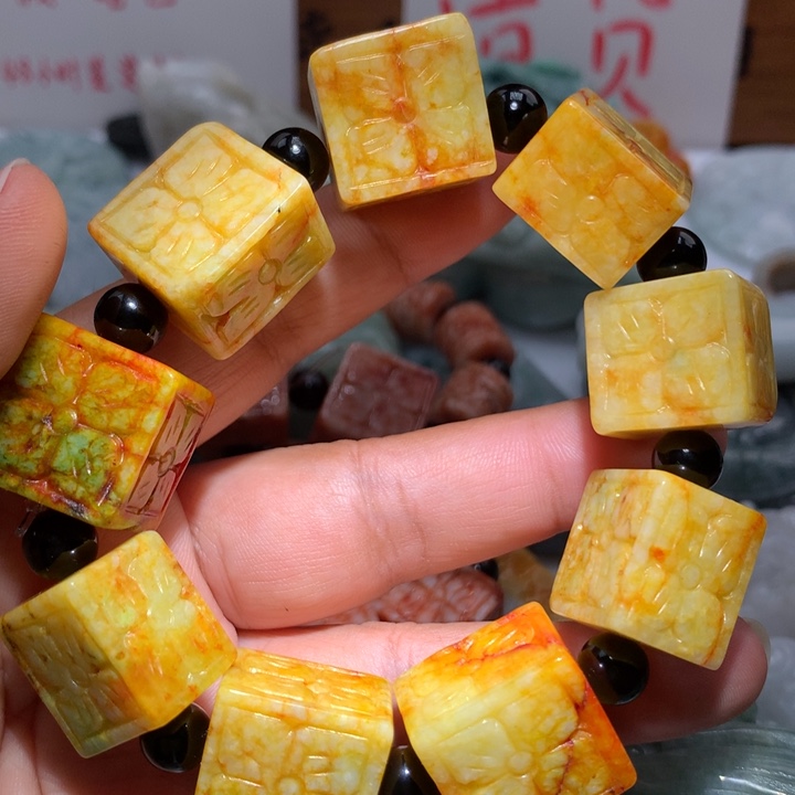 颈饰未镶嵌翡翠保真天然A货翡翠