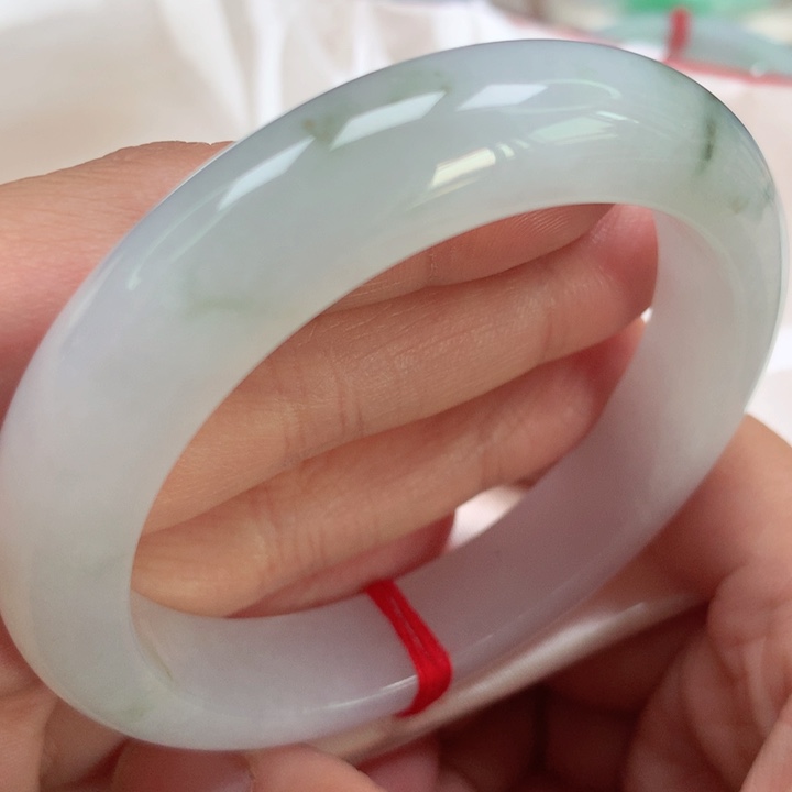 翡翠手镯未镶嵌高冰小碎花48