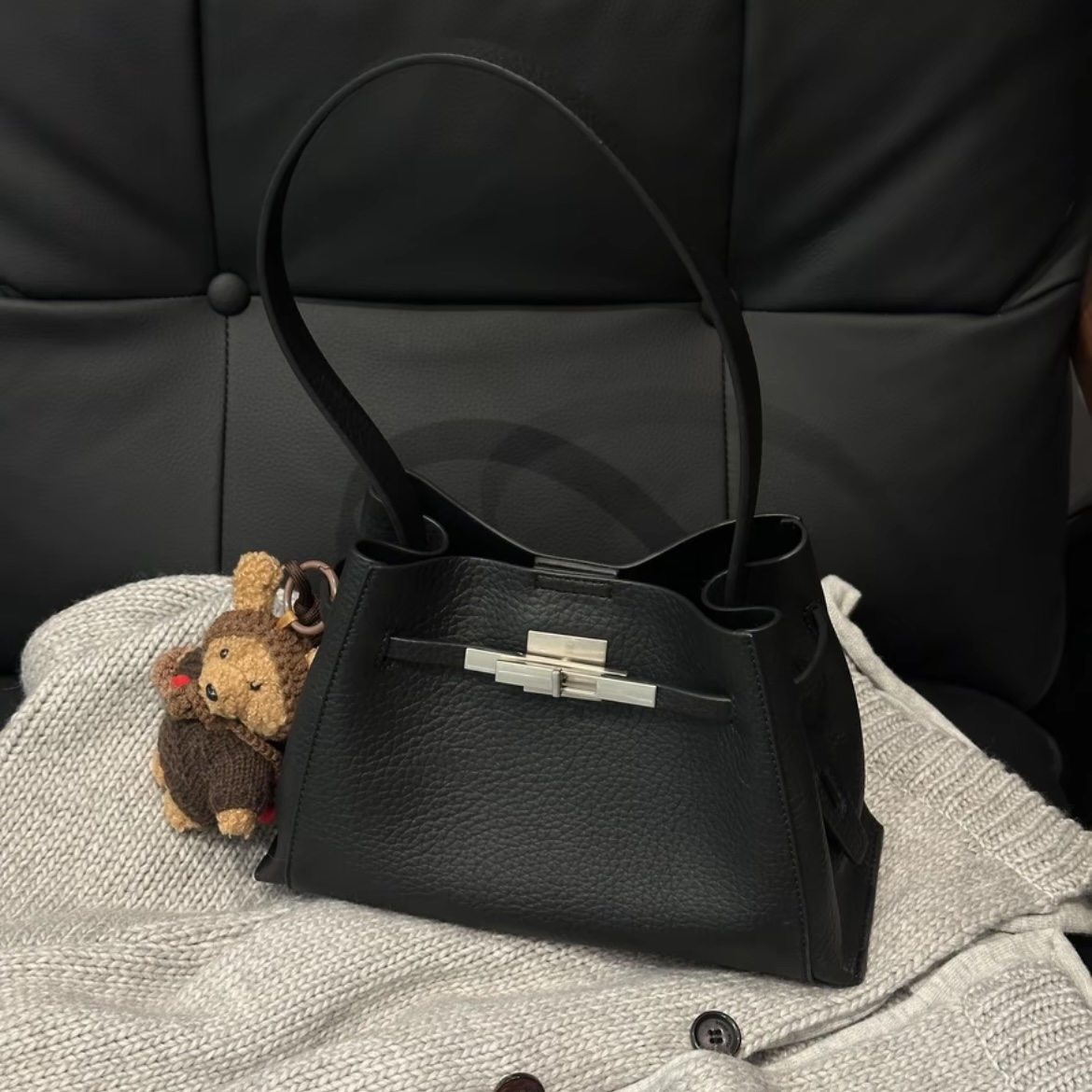 2026新款时尚简约凯莉托特包                                  