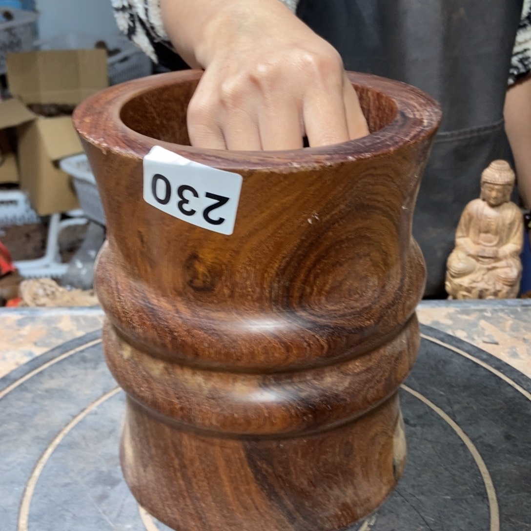 宇***木成品摆件福利放漏