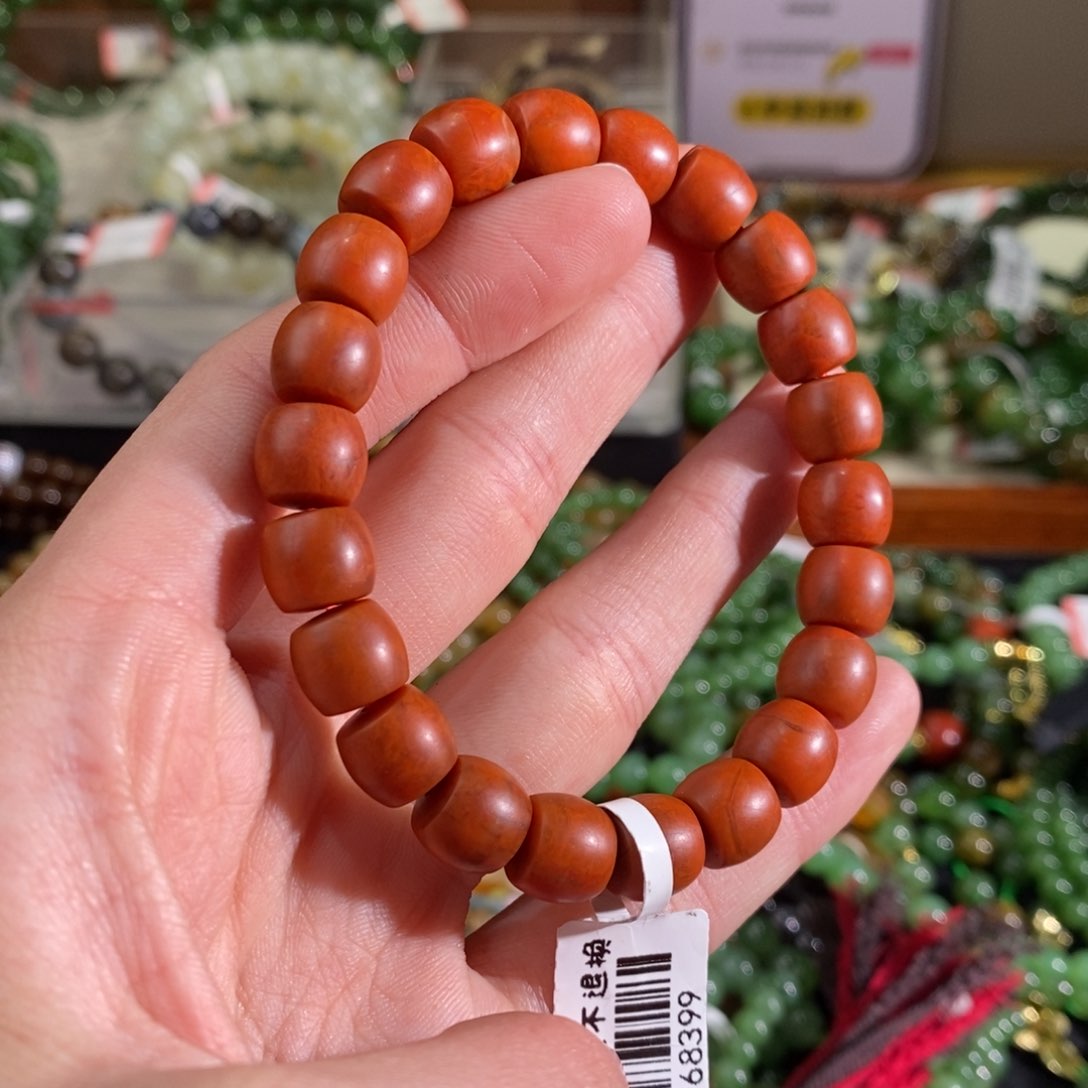 南红玛瑙手链未镶嵌