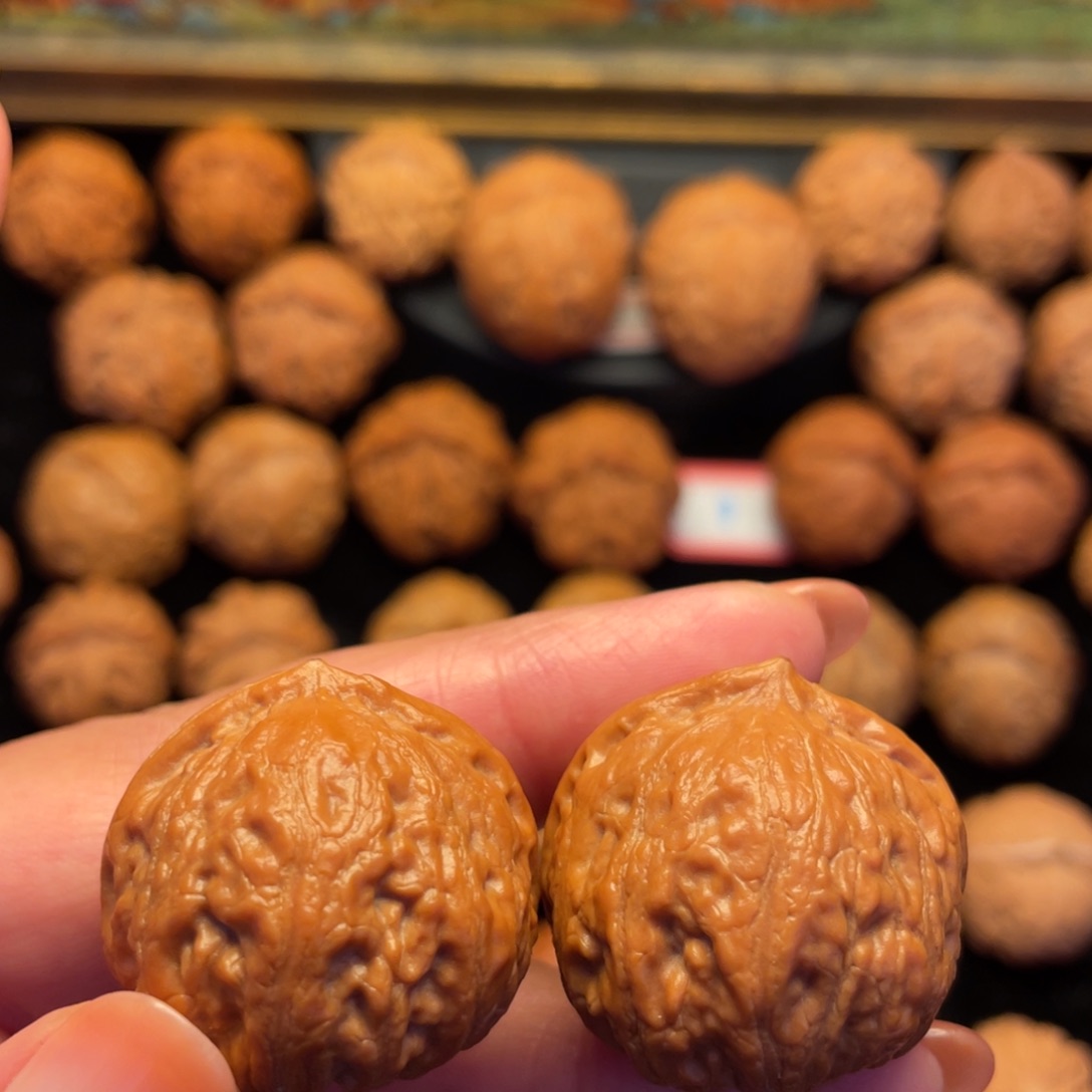 文玩核桃吊坠8000