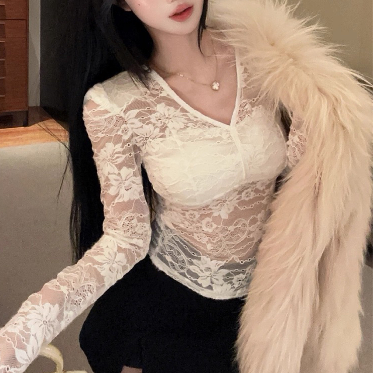 【CPL】7010重工磨毛透视蕾丝打底衫