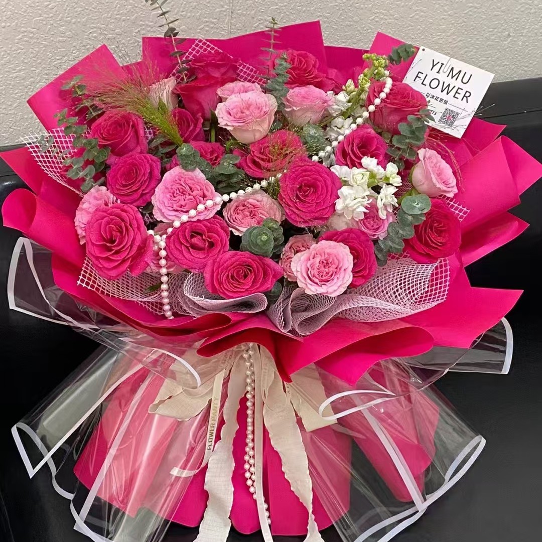 【至死不渝】33 朵弗洛伊德洛神混搭鲜花花束