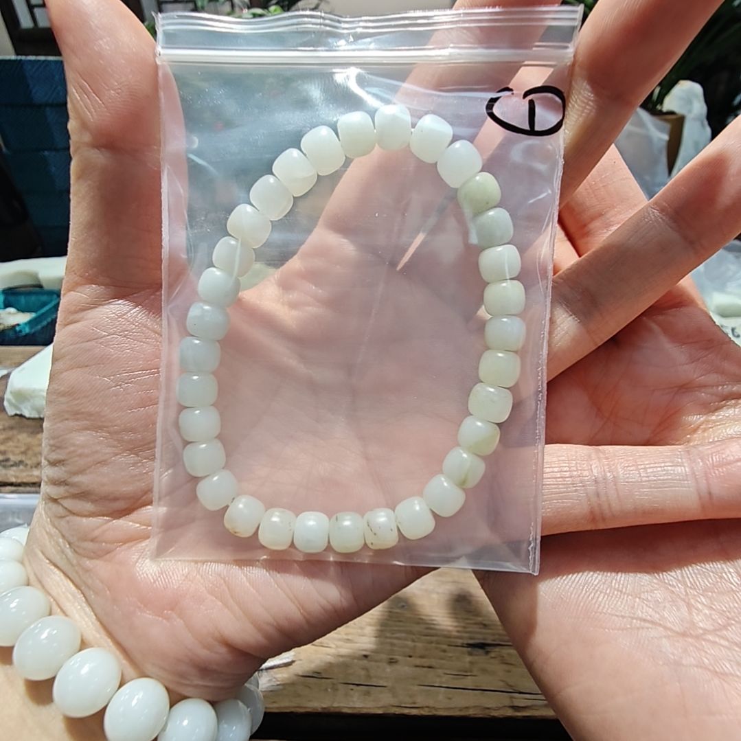 和田玉（白玉）未镶嵌珠宝奇石