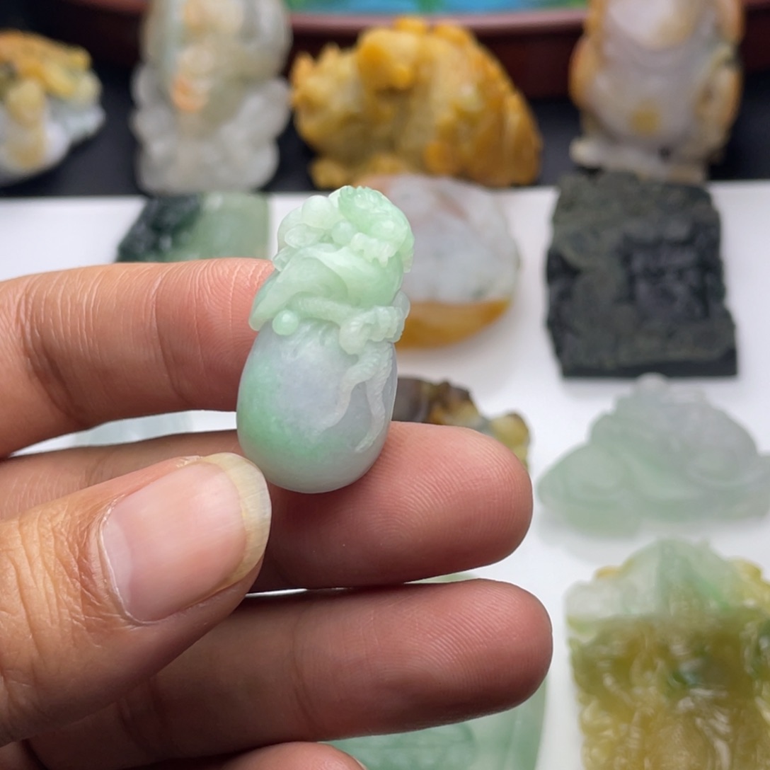 定制翡翠未镶嵌钱袋子