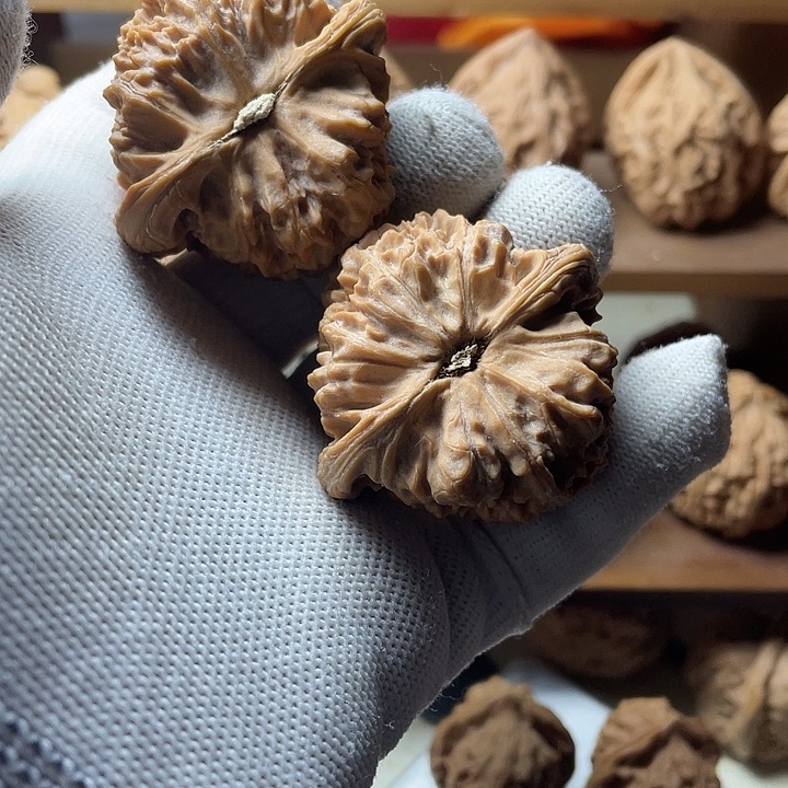 吊坠文玩核桃平**福南疆石狮子头45