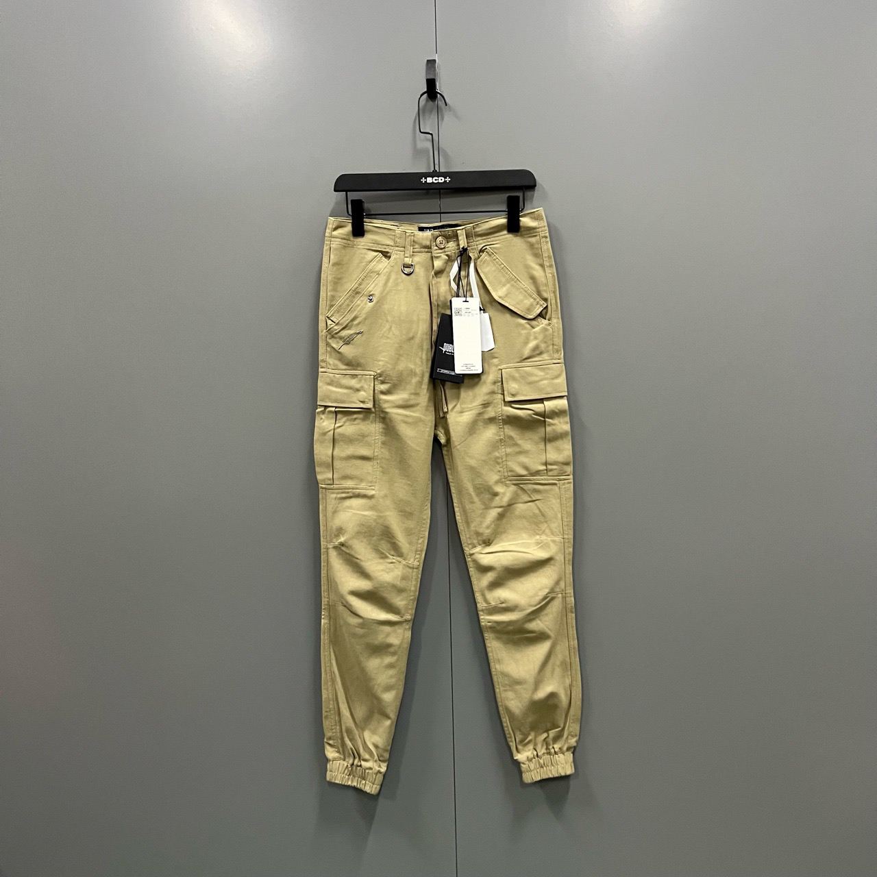 （bb）114 Publish 卡其色口袋工装束脚裤 28码/全新/014301