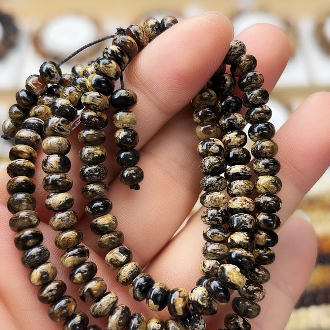 琥珀未镶嵌裸石六91515