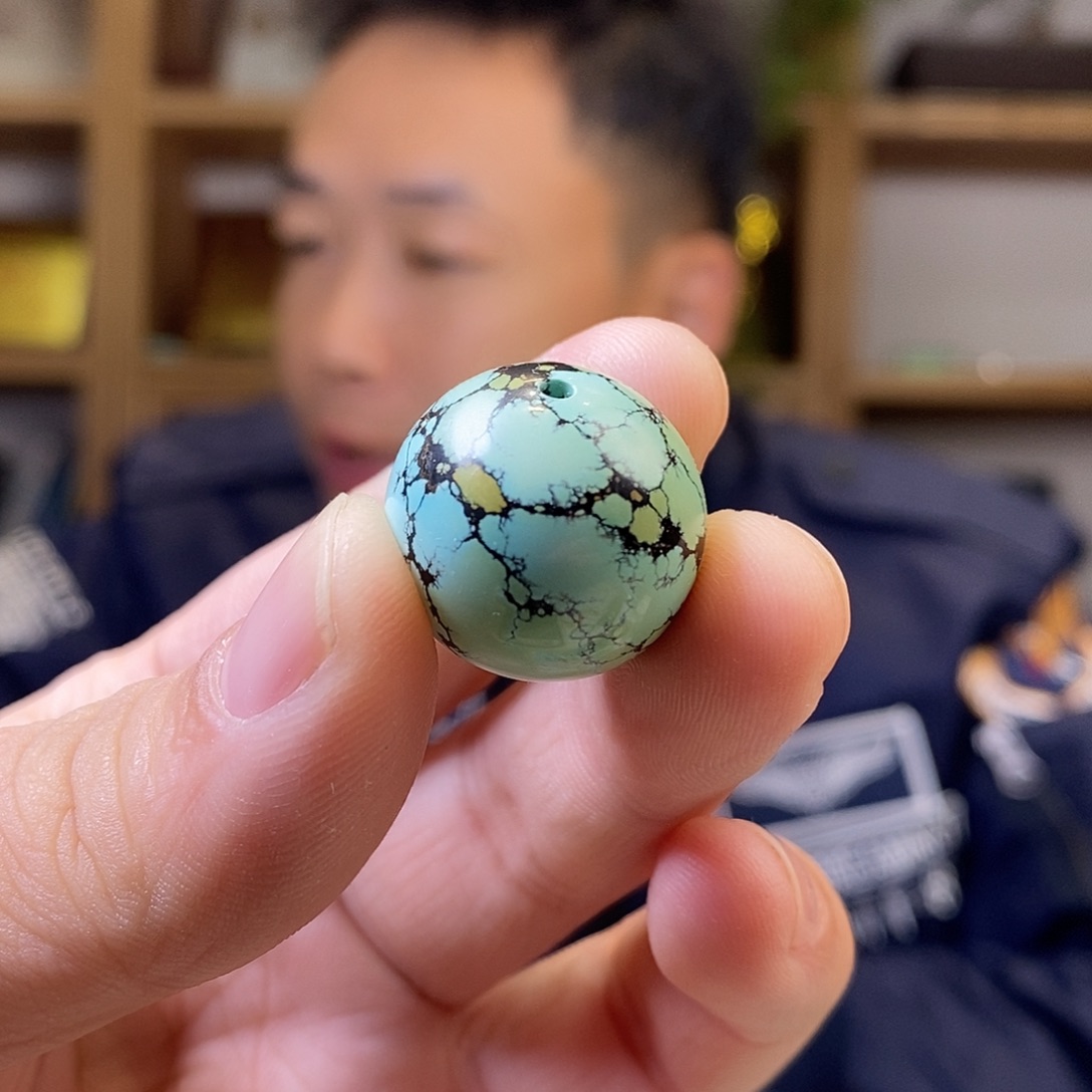 绿松石未镶嵌三彩圆珠