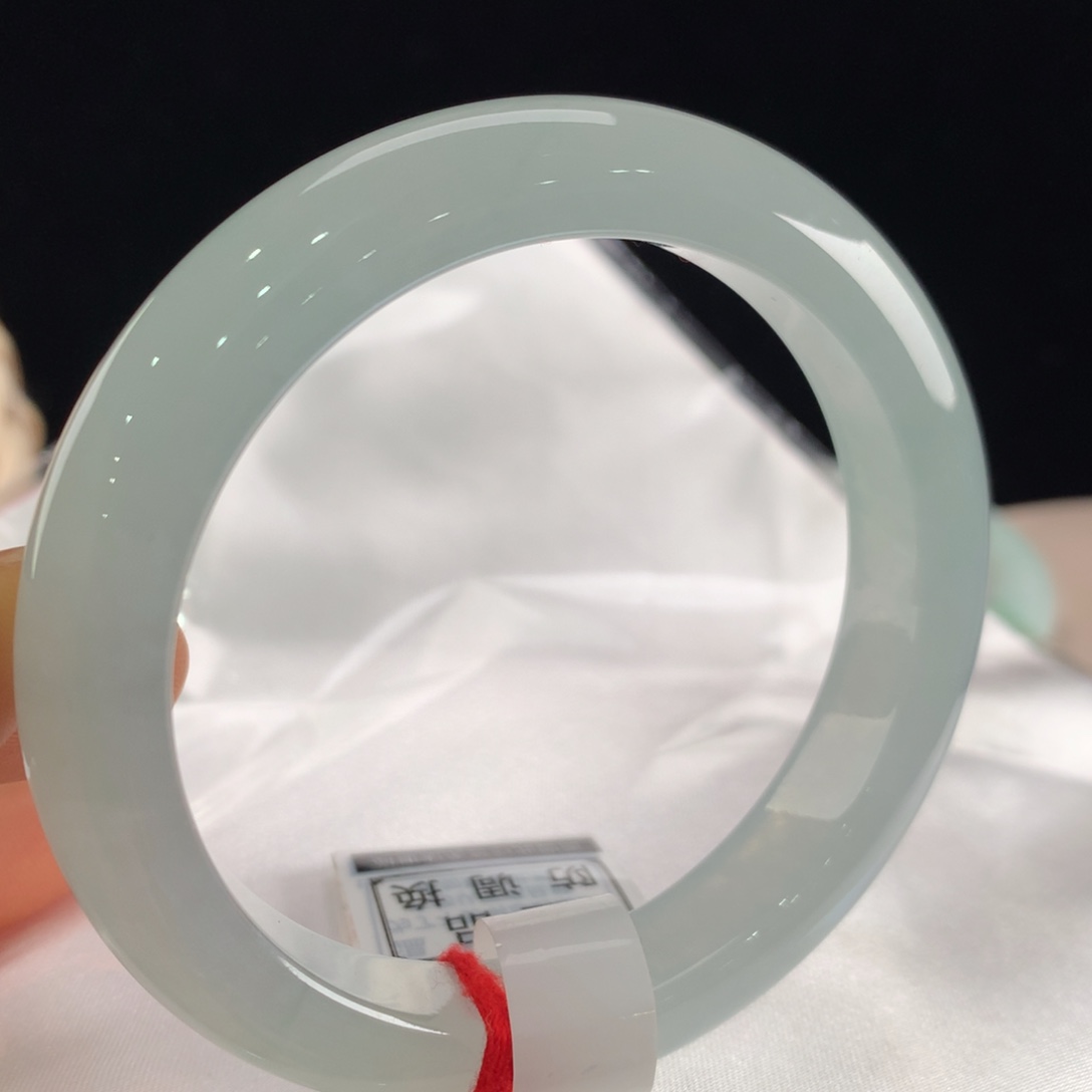 翡翠手镯未镶嵌111-0102