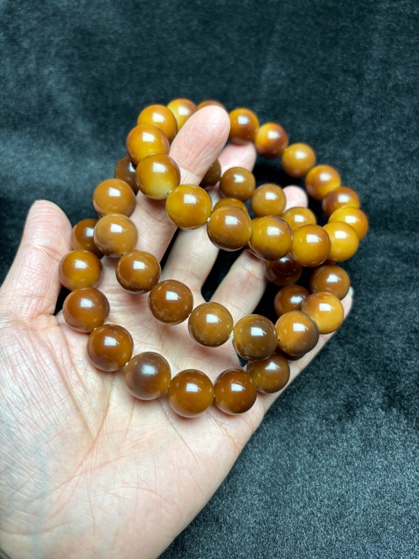 菩提根琥珀色圆珠1.4规格