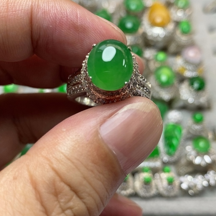 定制翡翠未镶嵌缅甸