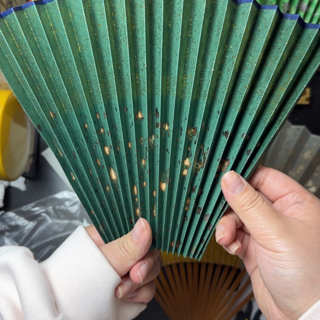 扇子95 18 1.8 绿色上金下银