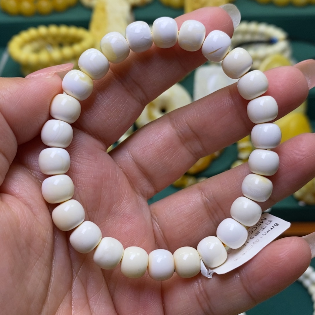 蜜蜡未镶嵌裸石8.5➕