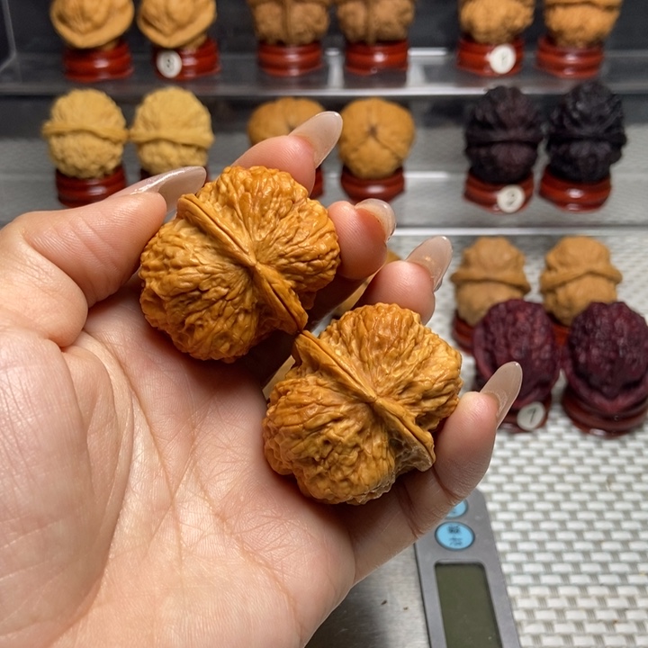 文玩核桃把件11鬼脸铁蝴蝶