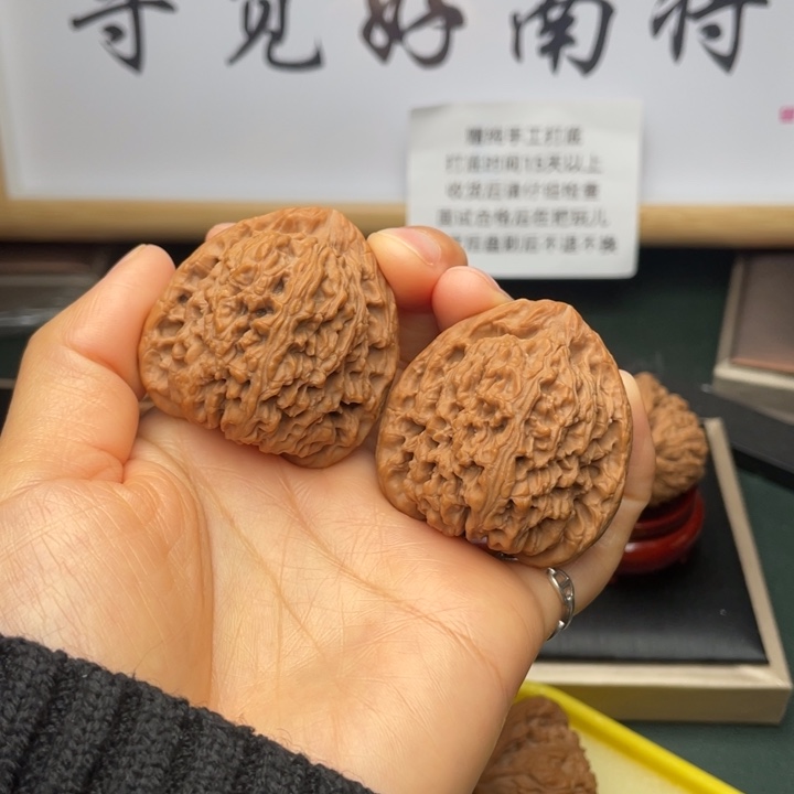 文玩核桃吊坠42尺三角高炮克重贼足