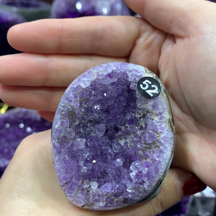 紫晶大型摆件（非配饰）未镶嵌