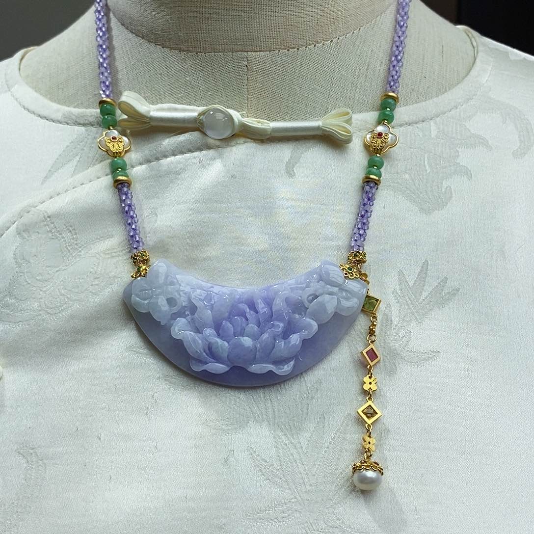 翡翠颈饰未镶嵌天然