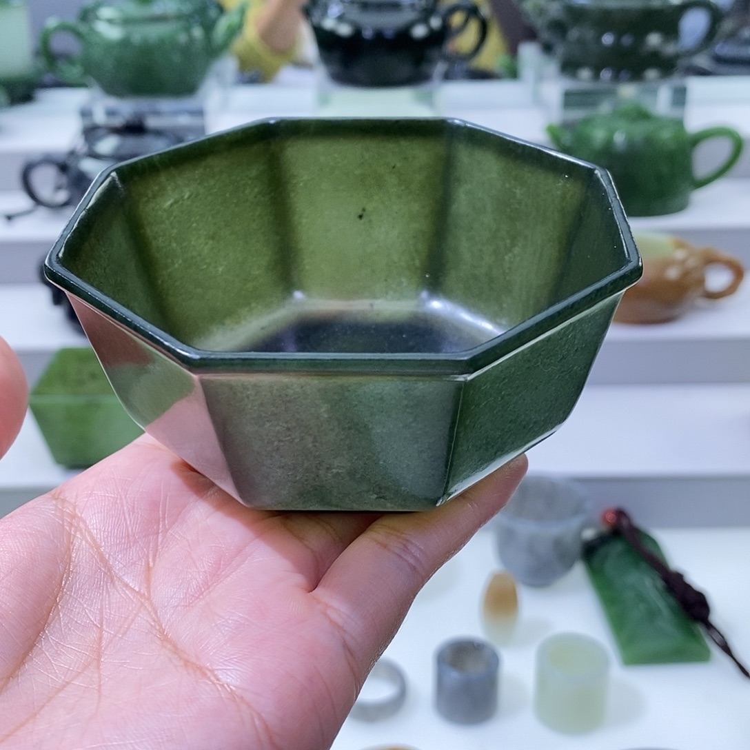 挎***疆和田玉未镶嵌挂件杯子