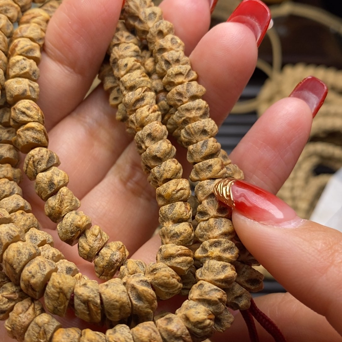 柏香籽/百香籽吊坠少*