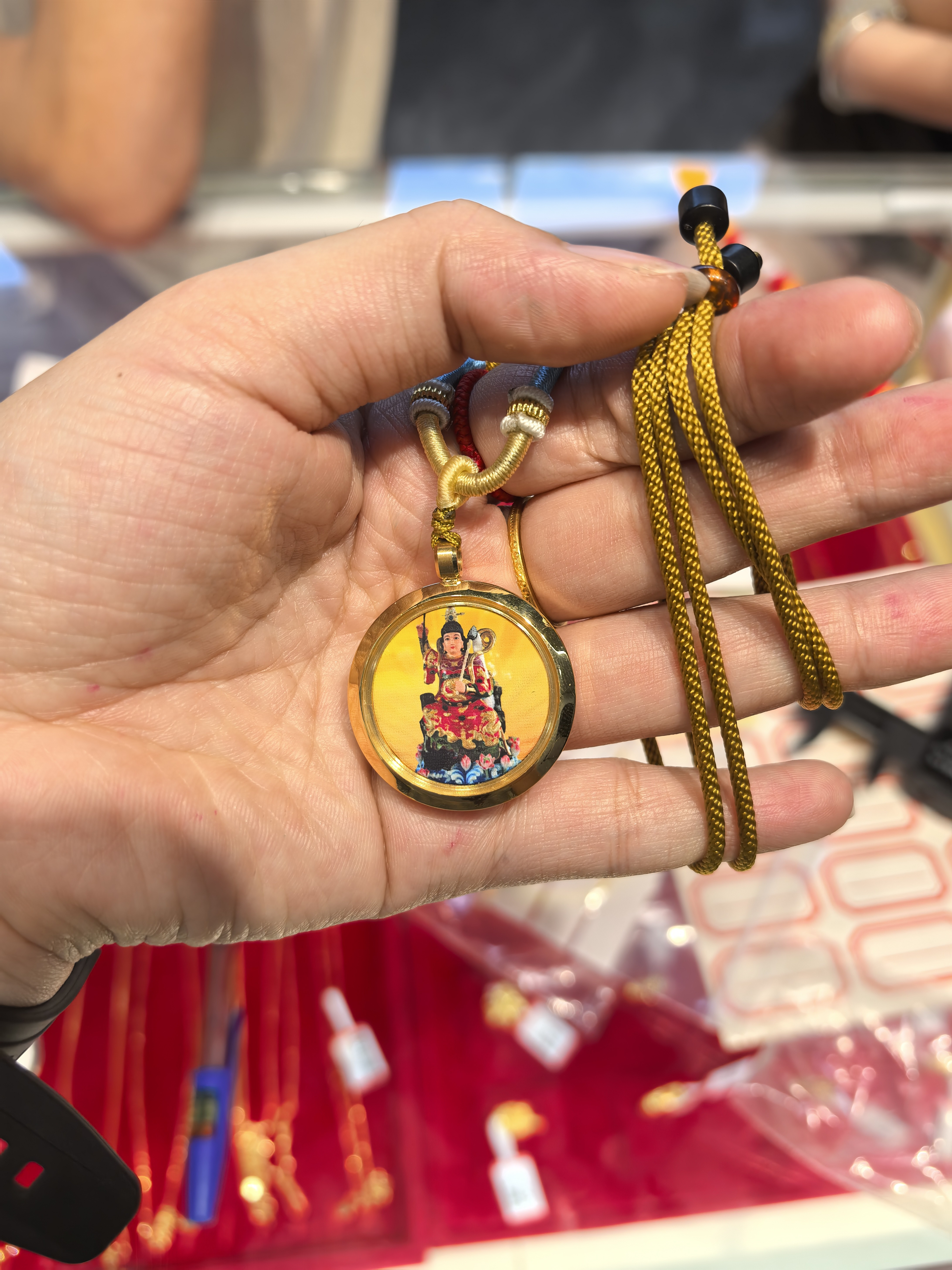 非金属珐琅吊坠 华姐同款小孩菩萨牌吊坠