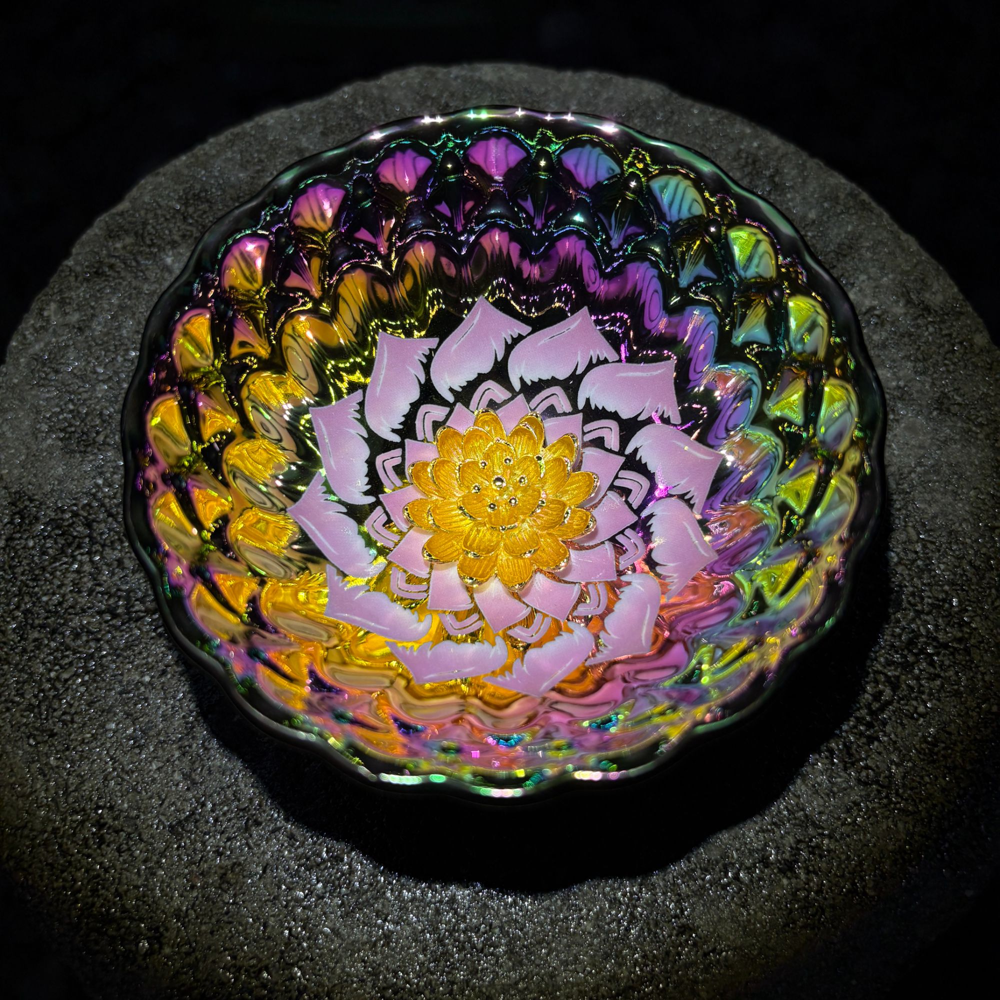 高端茶具茶器（七彩梦幻粉彩金莲杯）主人杯