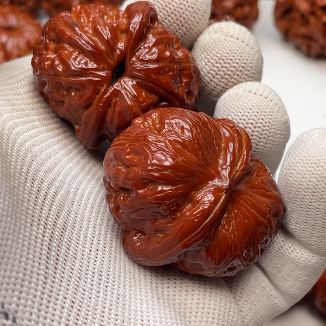 G***峰把件文玩核桃文玩核桃