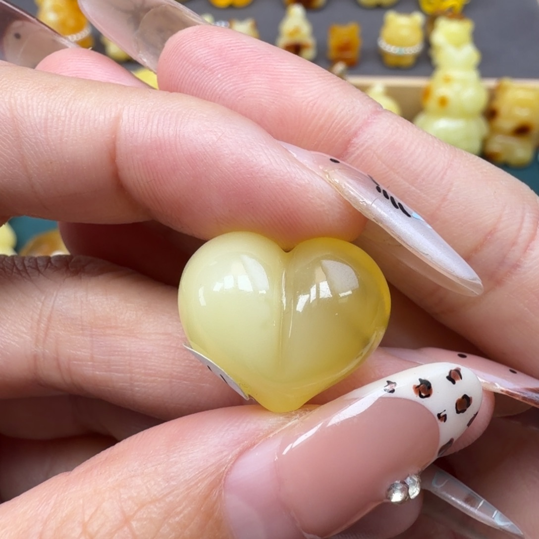 琥珀未镶嵌裸石蜜蜡