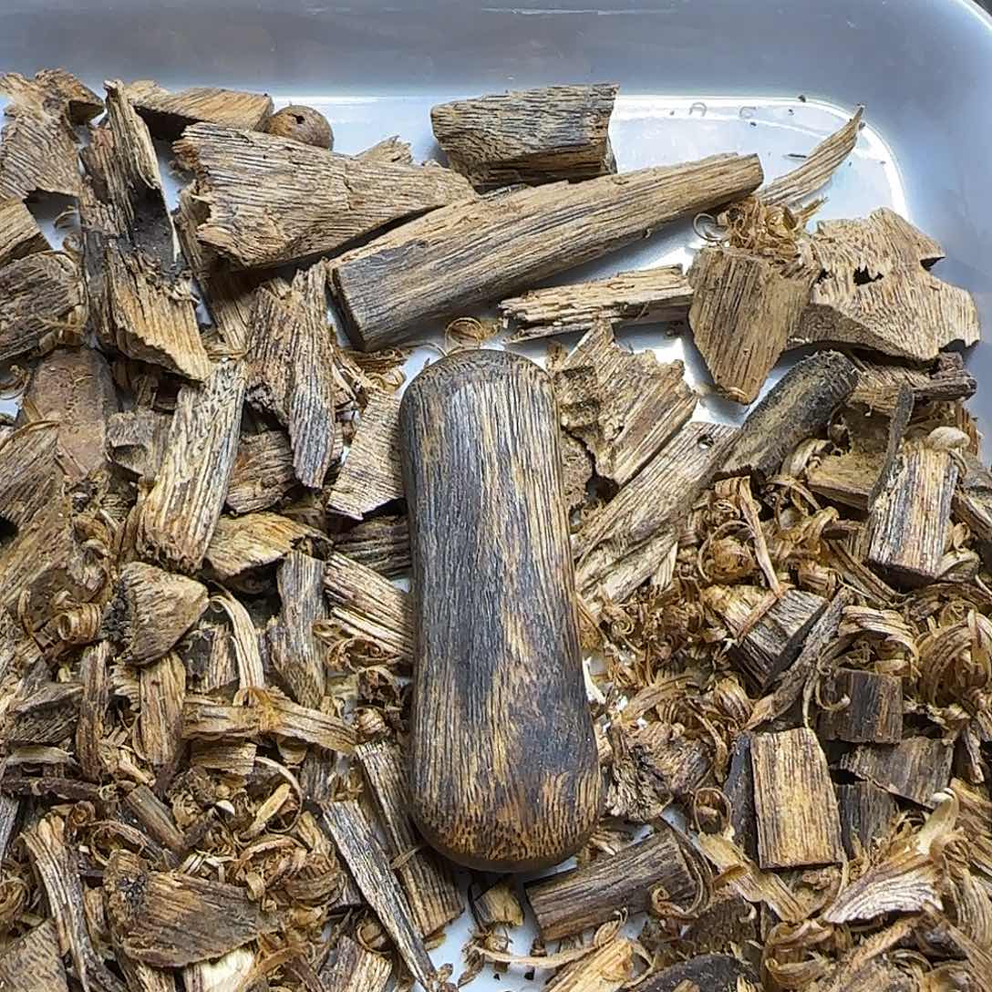 沉香碎屑沉香原汁原味