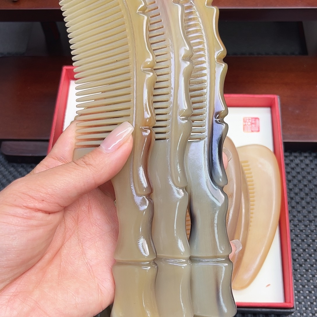 纯手工制作纯牛角梳子