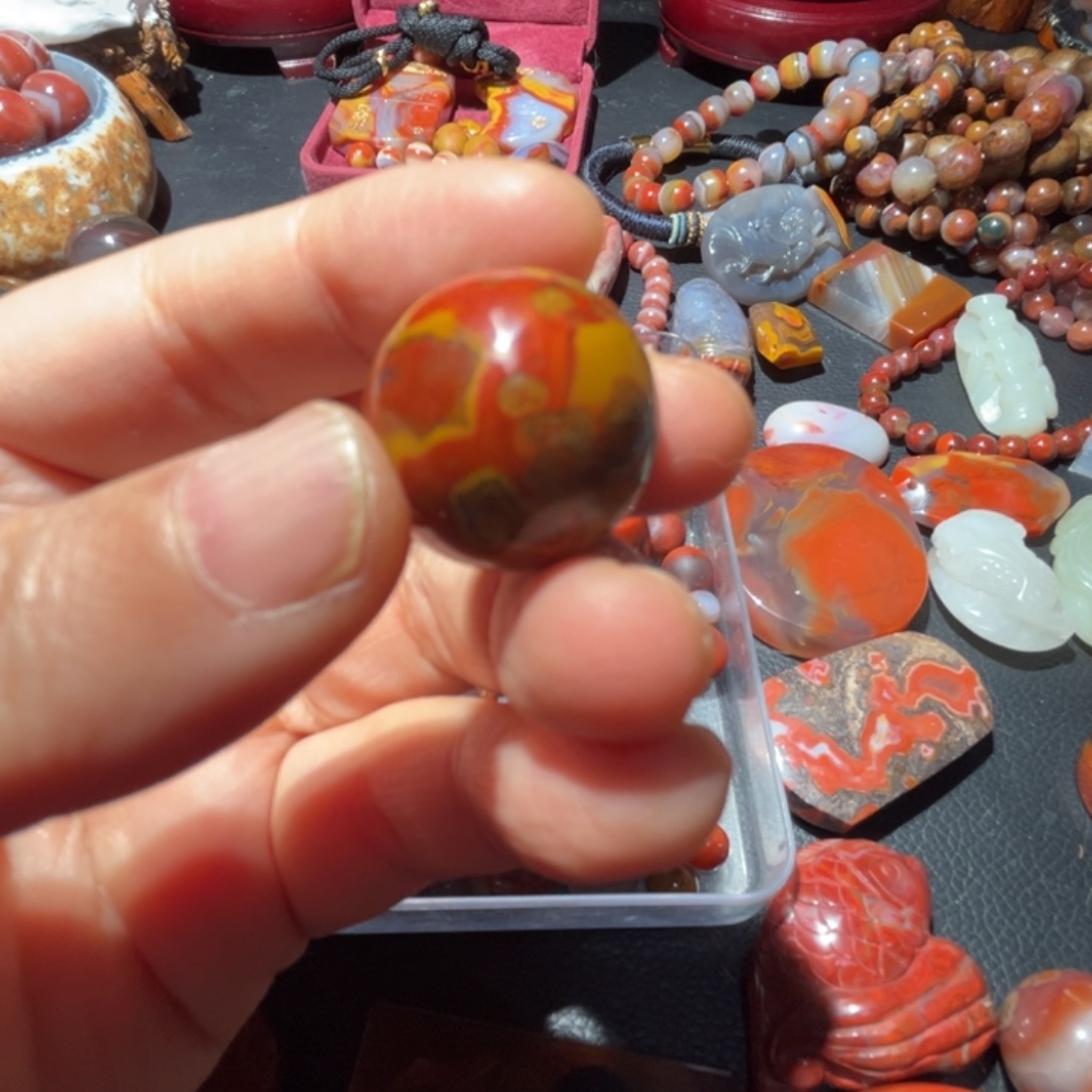 深***处玛瑙/玉髓合金珠宝奇石