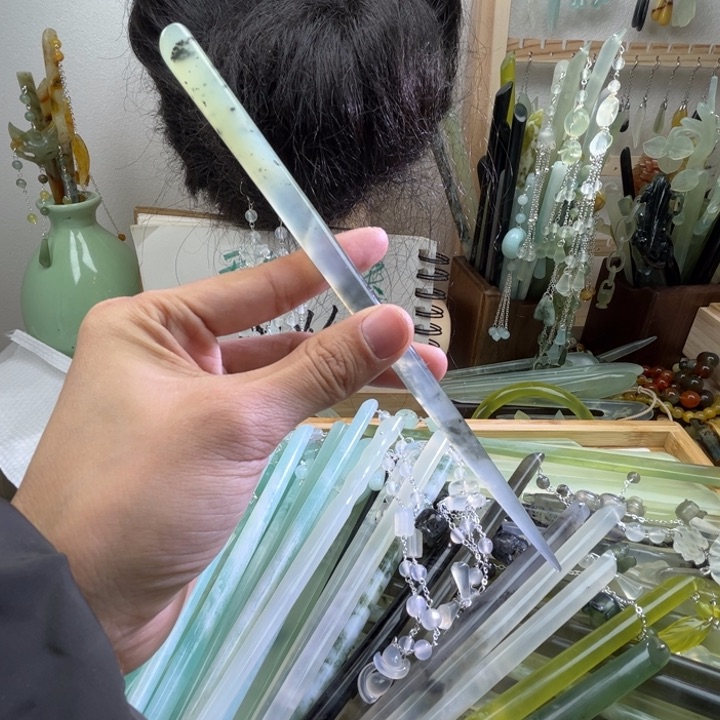 蛇纹石玉发饰未镶嵌长度20