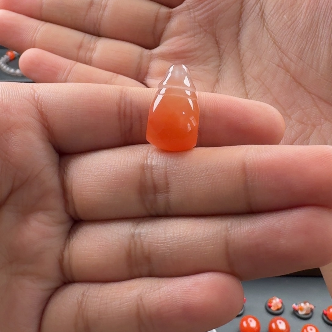 南红玛瑙未镶嵌红白三通11.3*23mm