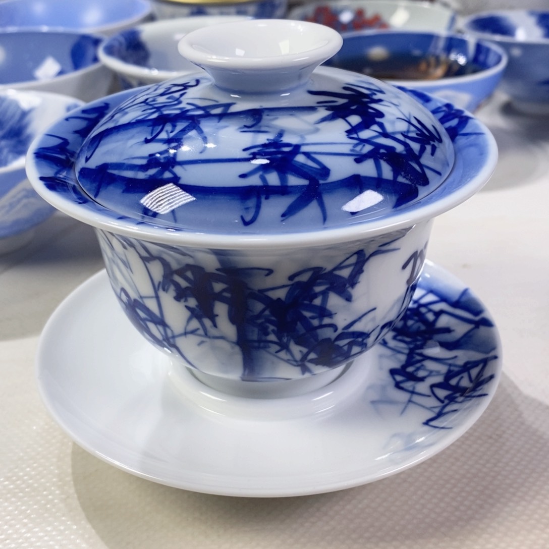 哈****哈青花222334444432212344554