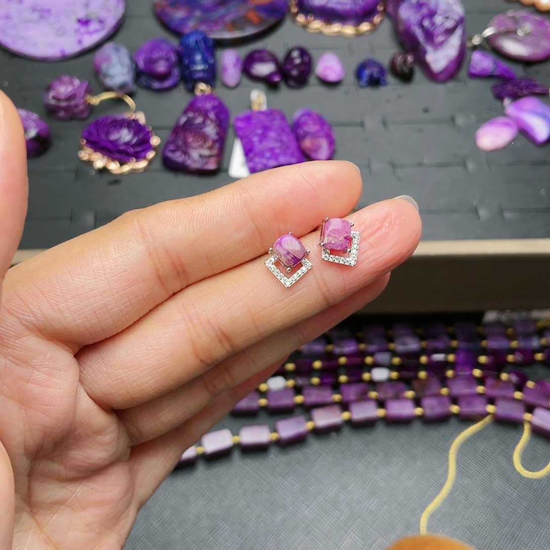 苏纪石（舒俱来）耳钉银S925镶嵌