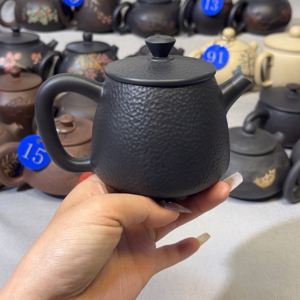 【闪购商品】红泥 微瑕 容量 230c c