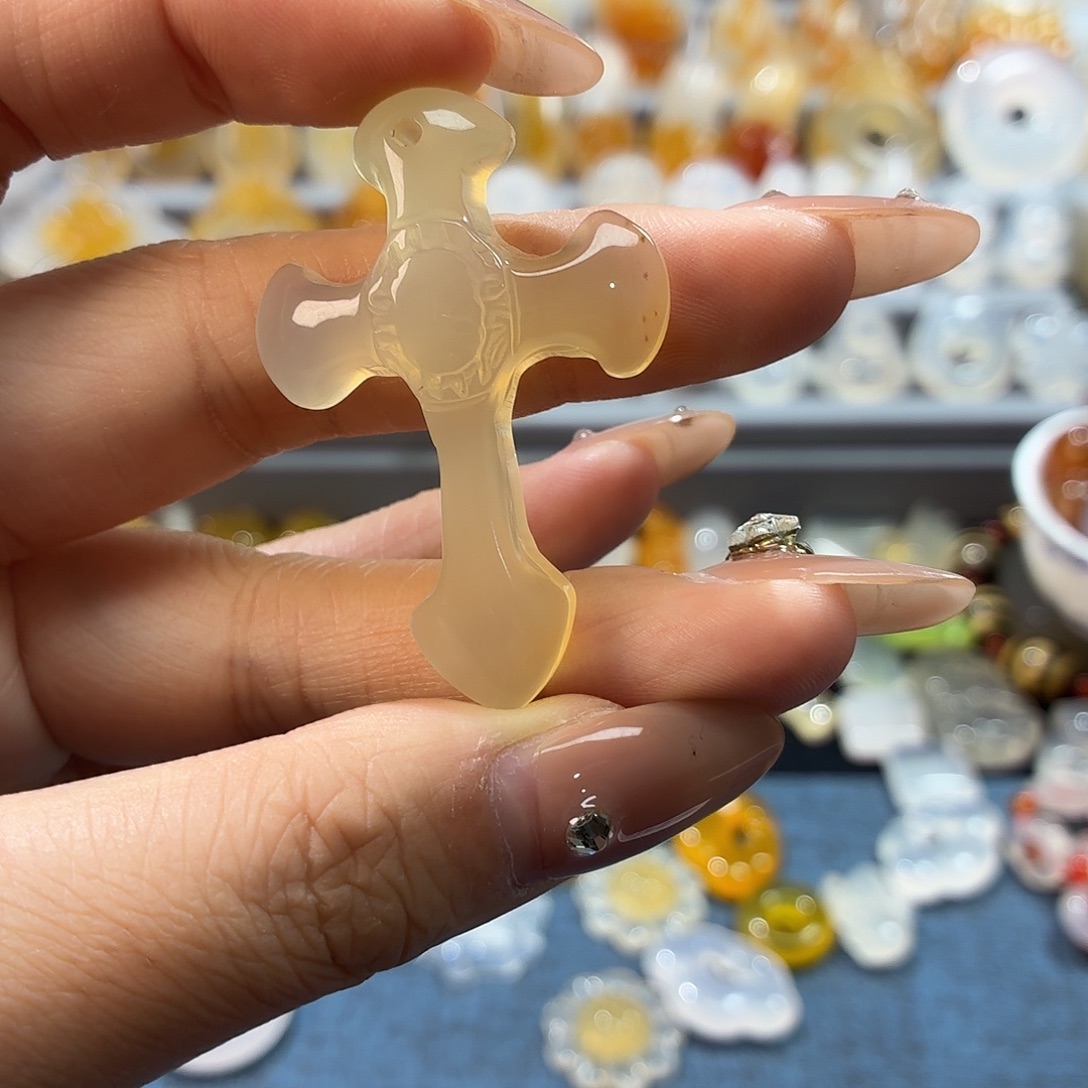 玛瑙/玉髓未镶嵌颈饰