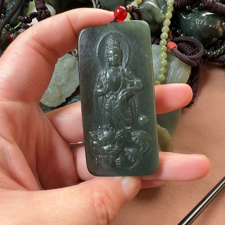 和田玉未镶嵌颈饰