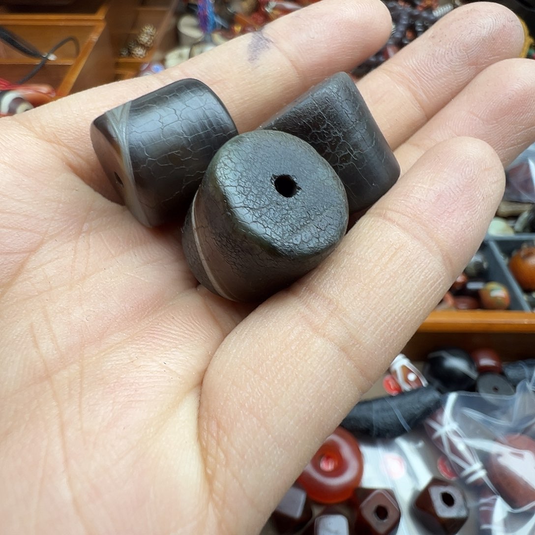 玛瑙/玉髓未镶嵌珠宝半成品