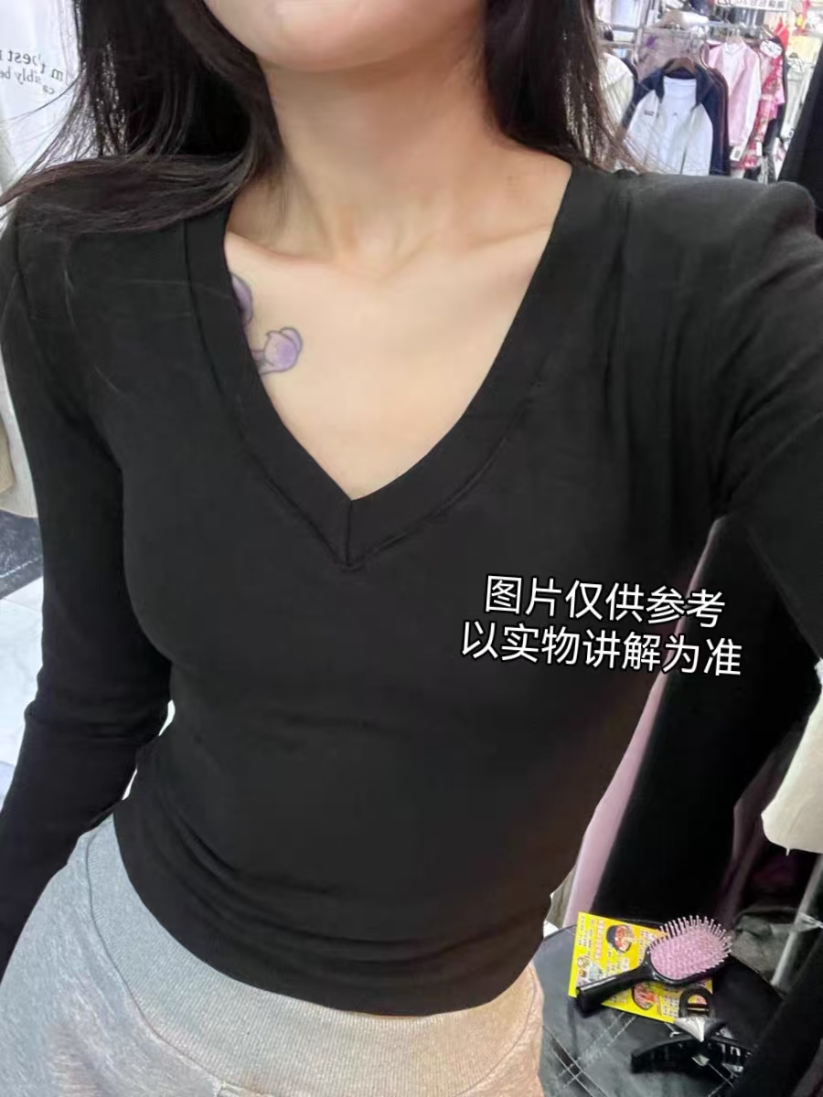 微胖大码女装2025春季新款早春糖果色V领打底上衣