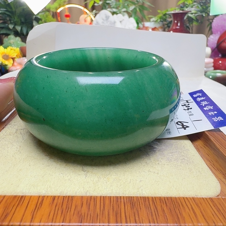 大***人石英质玉未镶嵌手镯