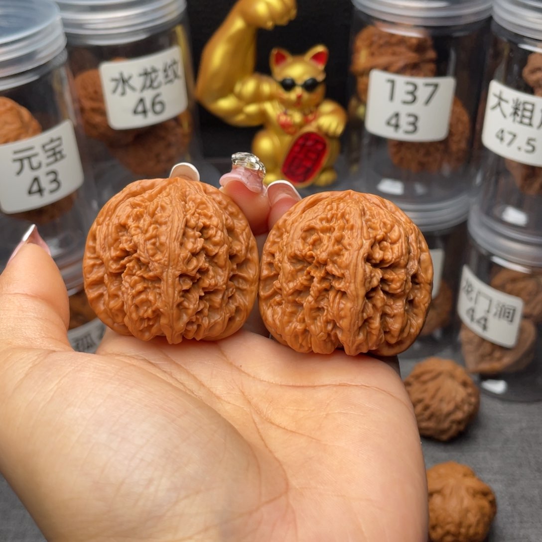 文玩核桃把件大粗筋