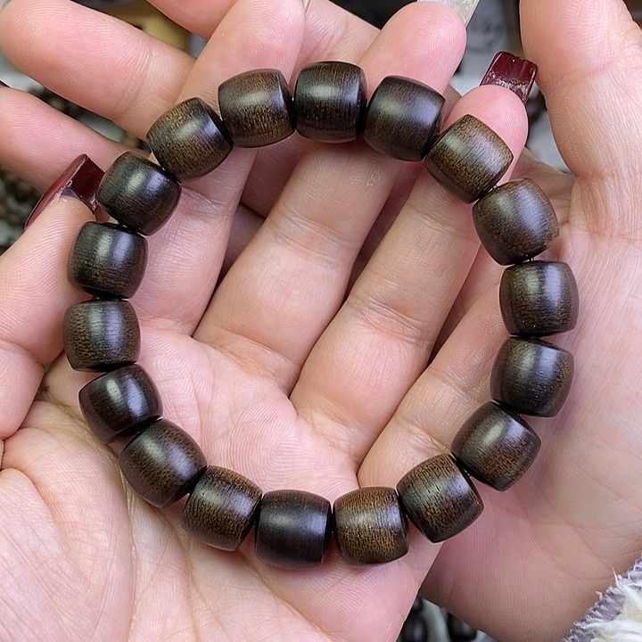 沉香手串流*越南芽庄白棋楠玉化沉水