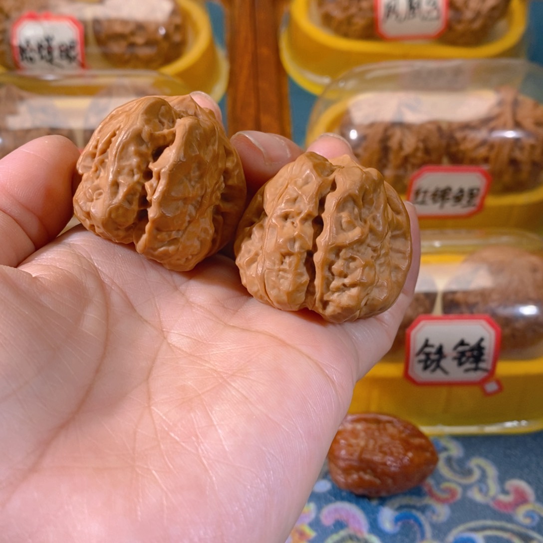 吊坠文玩核桃37边41肚四开蛙